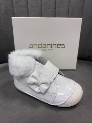Andanines White Patent PreWalker 192053