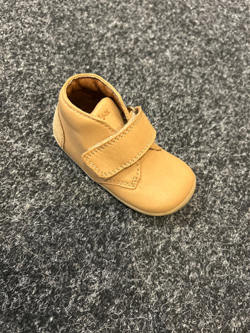 Brown Bobux Odyssey Boot Sz 19