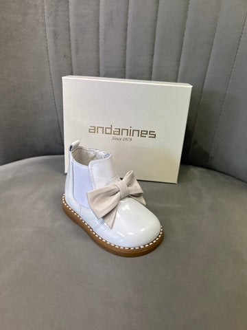 Girls Andanine Pearl Patent Boot 262534