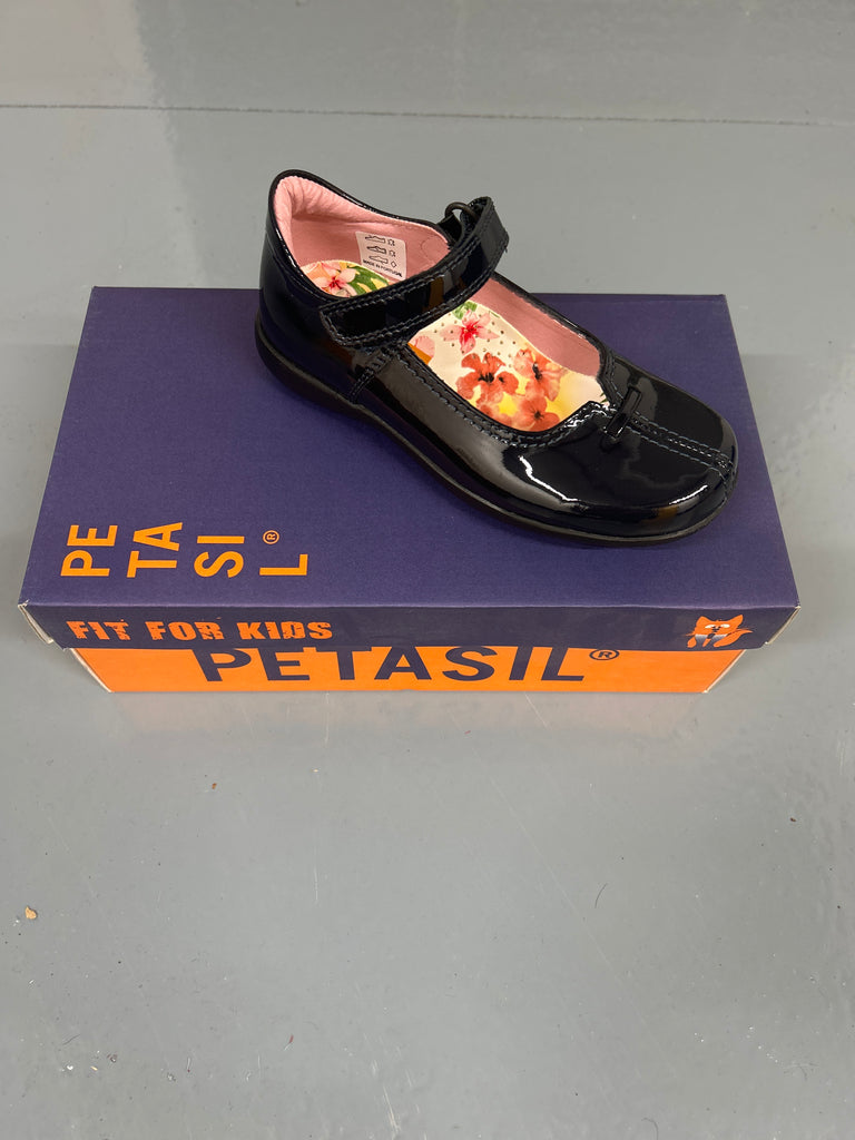 Navy Patent Petasil Babs 2 School Shoe (G Fittiing)