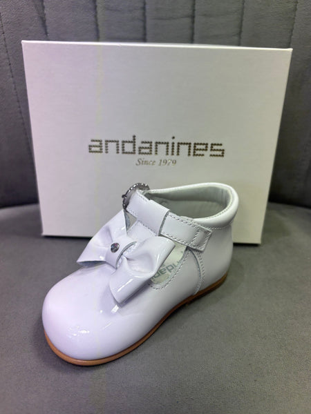 Andanines White Patent T-Bar 231270