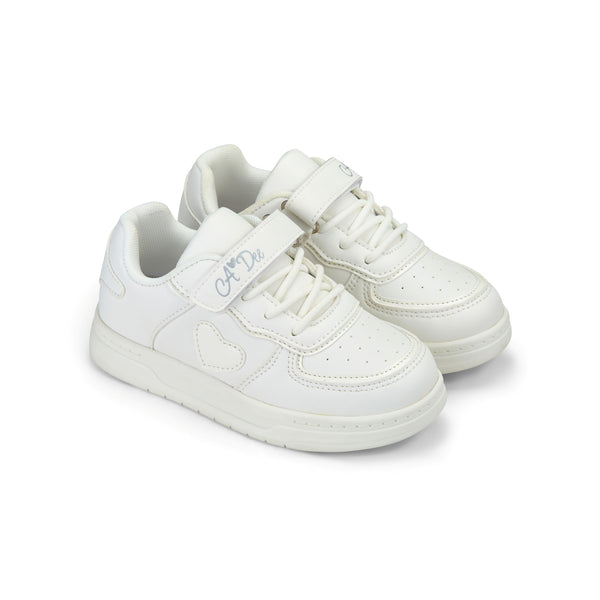 White A*Dee DNK Trainer