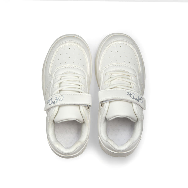 White A*Dee DNK Trainer